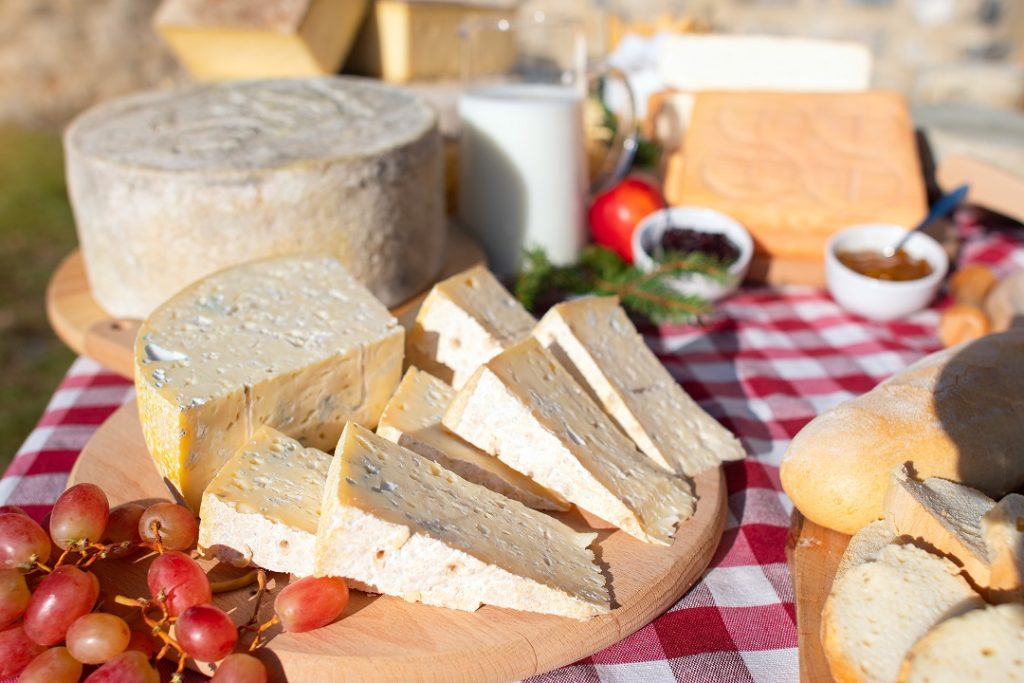 taleggio composizione